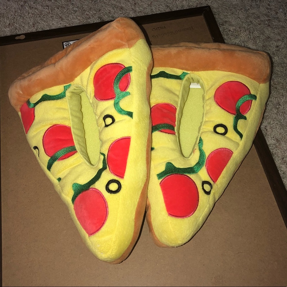Pizza Slippers